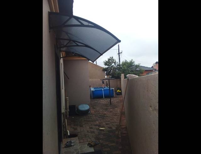 3 BEDROOM HOUSE FOR SALE IN PROTEA GLEN